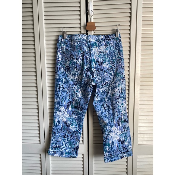 Nine West Jeans Chrystie Capris Blue Patterned Crop Pants Capri pants - Picture 2 of 6